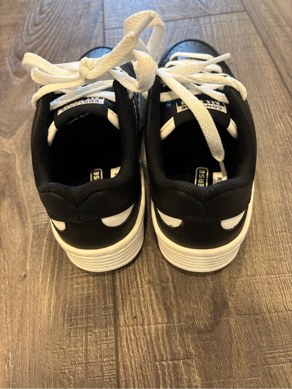 Converse Weapon Low Black White Leather Sneakers Youth 13.5